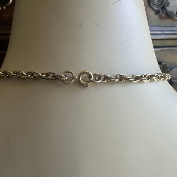 Vintage MCM Necklace Gold Tone Floral Fluted Dangle Pendant Fashion 19" Chain - Picture 5 of 7